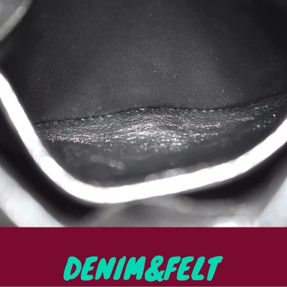 🩶MIU MIU Metallic Matelasse Silver Leather Chain Crossbody Bag/Purse | PRELOVED - Picture 9 of 16